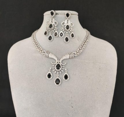 Diamond Cut Necklace Set